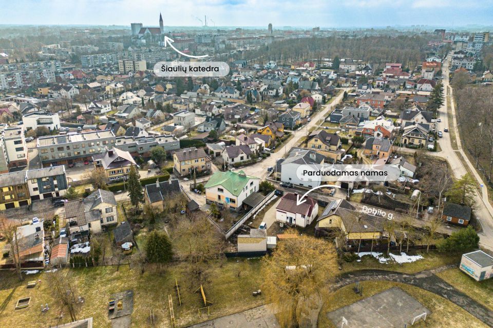 Parduodamas namas &Scaron;iauliuose, prie centrinio miesto parko, Dobilo g. 6