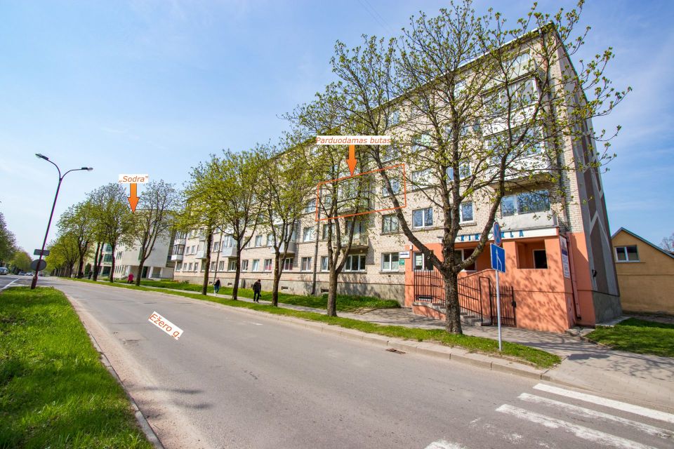 Parduodamas naujai suremontuotas 2 kambarių butas Ežero g. 19, Šiauliuose.