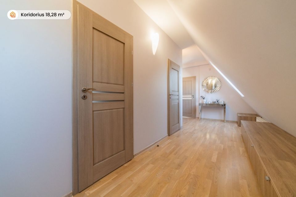 Parduodamas renovuotas gyvenamasis namas su komercinėmis patalpomis Laisvės g. 14, Drąsučiai, &Scaron;iaulių r.
