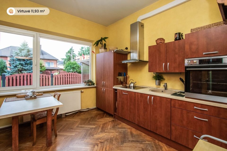 Parduodamas patogaus išplanavimo namas šalia miesto centro – S. Daukanto g. 65, Šiauliuose