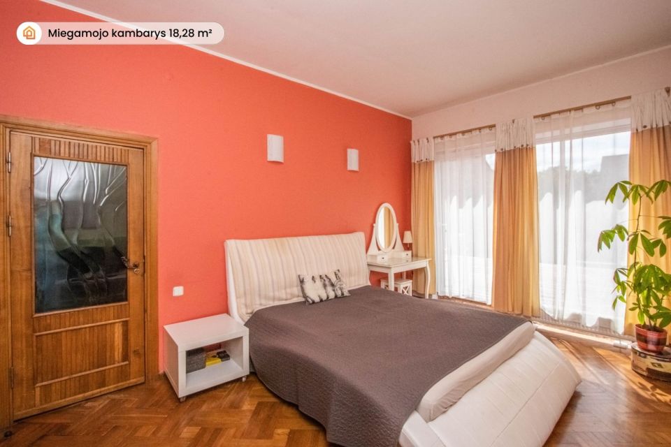 Parduodamas patogaus išplanavimo namas šalia miesto centro – S. Daukanto g. 65, Šiauliuose