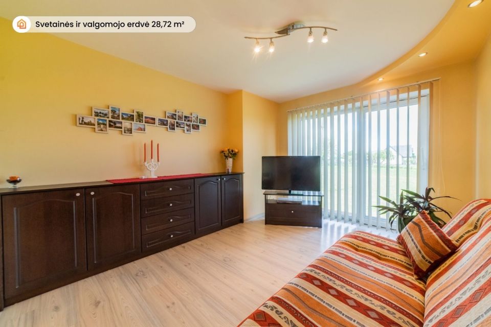 Parduodamas pilnai įrengtas gyvenamasis namas Pailių k., Geltonoji g. 15, &Scaron;iaulių r.