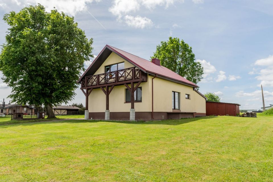 Parduodamas pilnai įrengtas gyvenamasis namas Pailių k., Geltonoji g. 15, &Scaron;iaulių r.