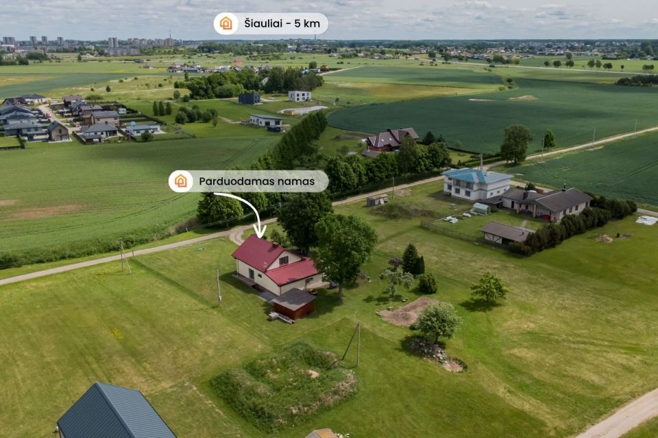 Parduodamas pilnai įrengtas gyvenamasis namas Pailių k., Geltonoji g. 15, &Scaron;iaulių r.