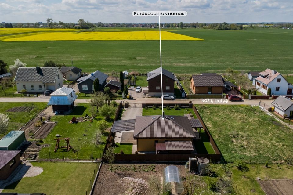 Parduodamas pilnai įrengtas gyvenamasis namas  Rožių g. 55, Toliočiuose,  &Scaron;iaulių r.
