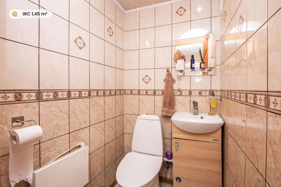 Parduodamas pilnai įrengtas mūrinis namas Šiauliuose, ramioje Eglyno gatvėje