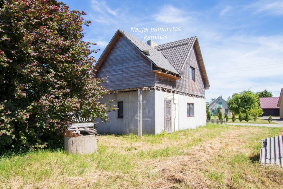 Parduodamas pradėtas rekonstruoti gyvenamas namas  Akmenės r., Pelkelėje, Kruopių g. 15