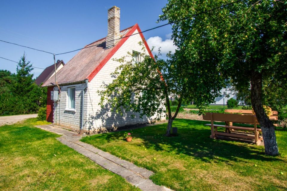 Parduodamas prižiūrėtas sodo namas su 8,65 a. žemės sklypu, esančiu Raselės 8-oji g., Mažeikiuose