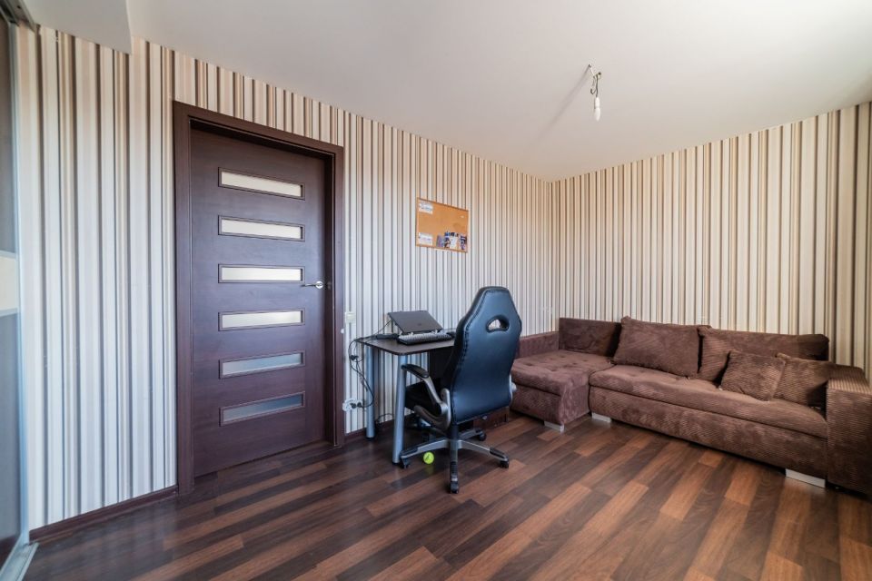 Parduodamas renovuotame name 2 kambarių butas Draugystės pr. 13, &Scaron;iauliuose