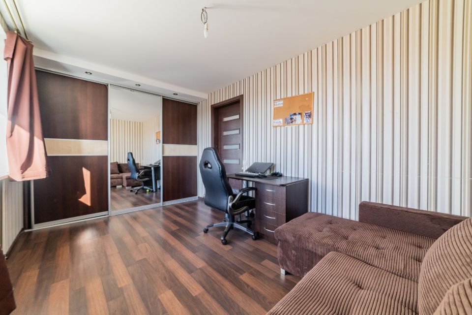 Parduodamas renovuotame name 2 kambarių butas Draugystės pr. 13, &Scaron;iauliuose