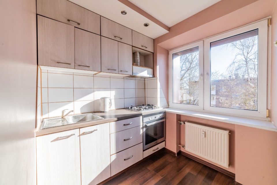 Parduodamas renovuotame name 2 kambarių butas Draugystės pr. 13, &Scaron;iauliuose