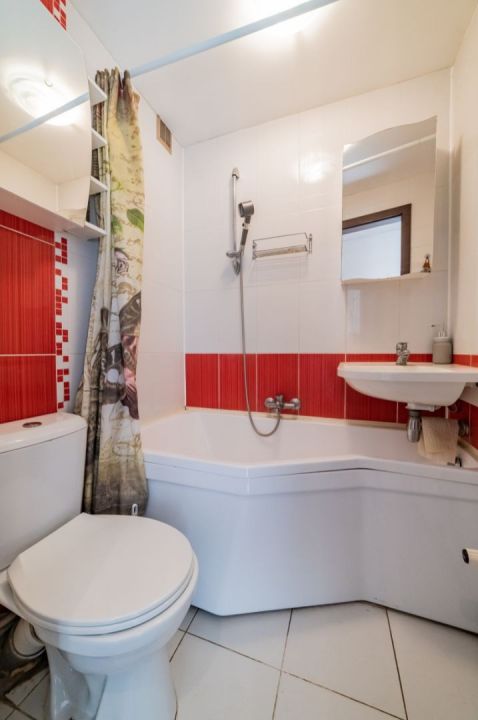 Parduodamas renovuotame name 2 kambarių butas Draugystės pr. 13, &Scaron;iauliuose