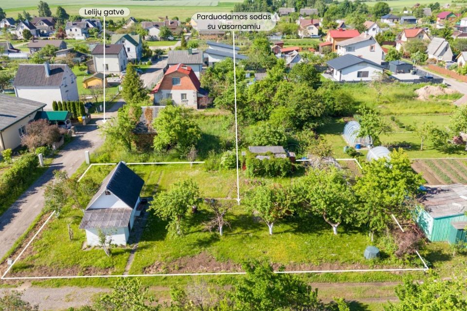 Parduodamas sodo sklypas su mediniu 12,86 kv.m. sodo nameliu, Lelijų g.14, Jubiliejinis 2 sodai, Toliočiai, &Scaron;iaulių r.