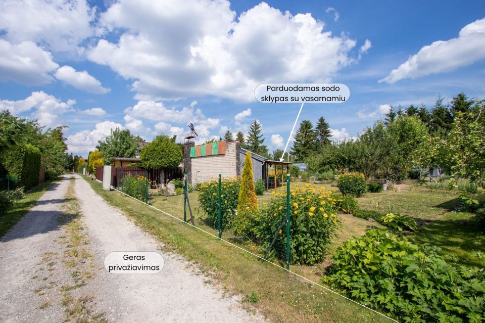 Parduodamas sodo sklypas su mūriniu 20,77 kv. m sodo nameliu Rėkyvos sodų 4-oji g. 29, &Scaron;iaulių mieste.