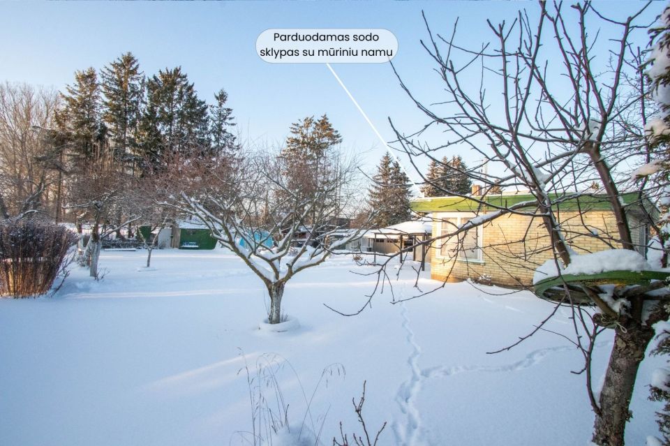 Parduodamas sodo sklypas su mūriniu vasarnamiu &Scaron;iauliuose, Pavasario sodų 1-oji g. 11