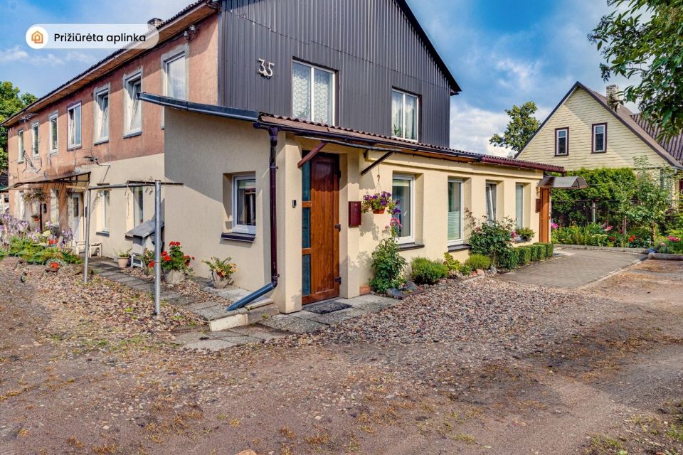Parduodamas suremontuotas 1 kambario butas Telšiuose, Luokės g. 35