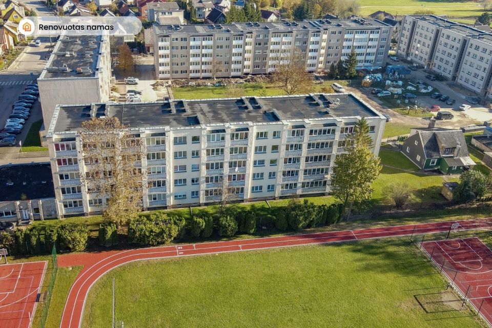 Parduodamas suremontuotas 2 kambarių butas Kelmėje, Birutės g. 2