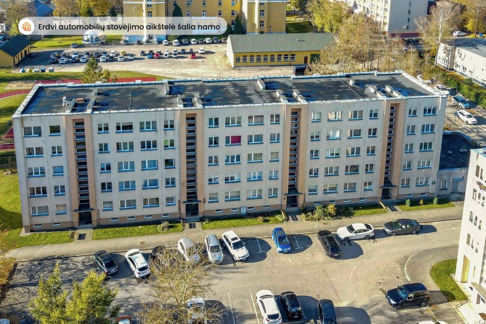 Parduodamas suremontuotas 2 kambarių butas Kelmėje, Birutės g. 2