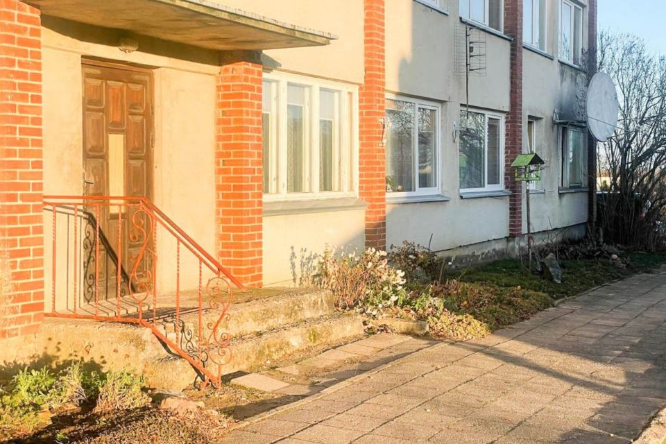 Parduodamas suremontuotas 2 kambarių butas Apuolės g., Skuode, Skuodo r.