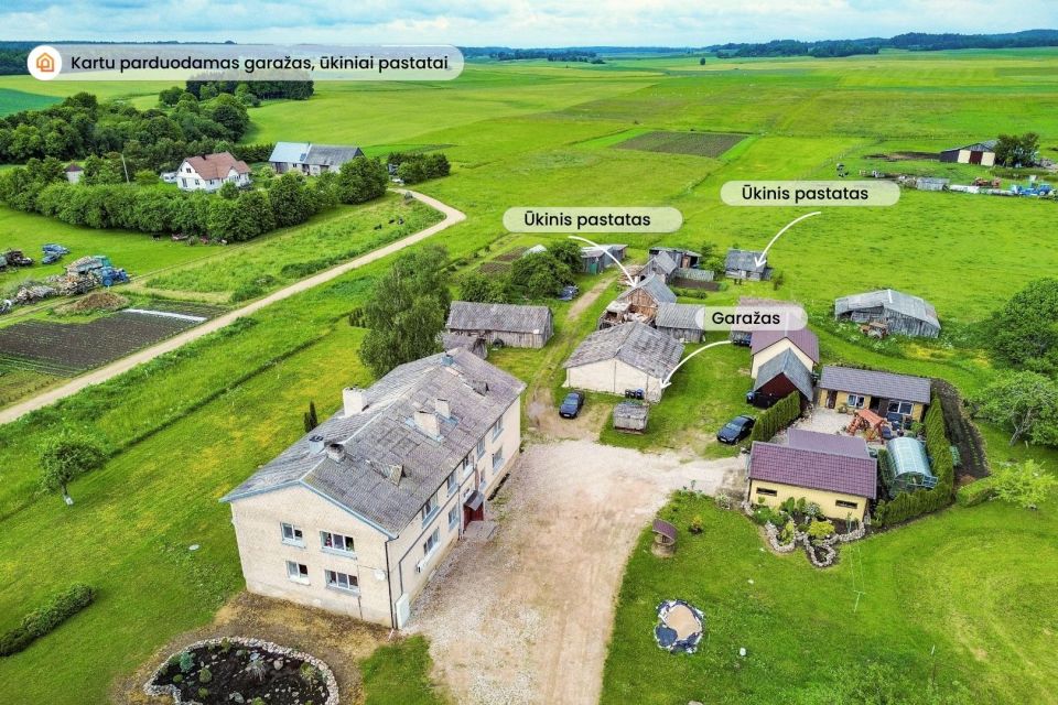 Parduodamas suremontuotas 3 kambarių butas Plungės r., Kadaičių k., Blendžiavos g. 12.