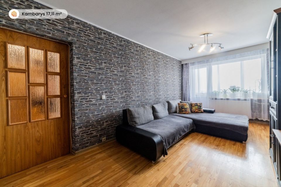 Parduodamas tvarkingas 2 k. butas 3-iame auk&scaron;te K. Korsako g. 28, &Scaron;iauliuose