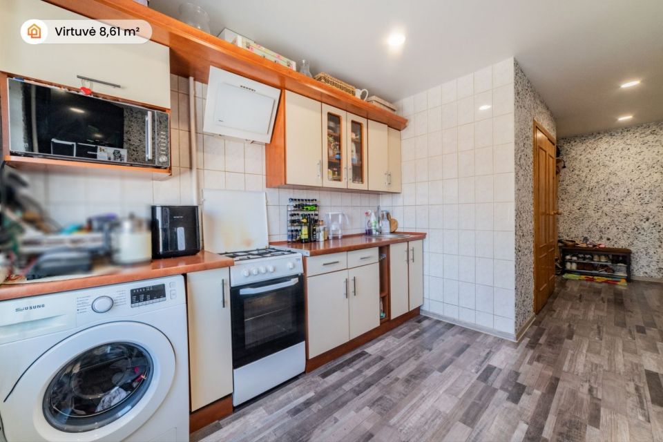 Parduodamas tvarkingas 2 k. butas 3-iame auk&scaron;te K. Korsako g. 28, &Scaron;iauliuose