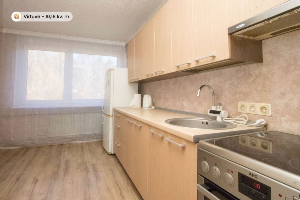 Parduodamas tvarkingas ir erdvus 2 kambarių butas Radvili&scaron;kio r., Kuti&scaron;kių k., Pu&scaron;ų g. 55