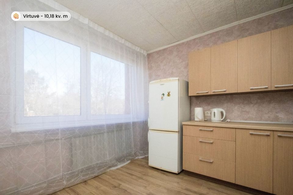 Parduodamas tvarkingas ir erdvus 2 kambarių butas Radvili&scaron;kio r., Kuti&scaron;kių k., Pu&scaron;ų g. 55