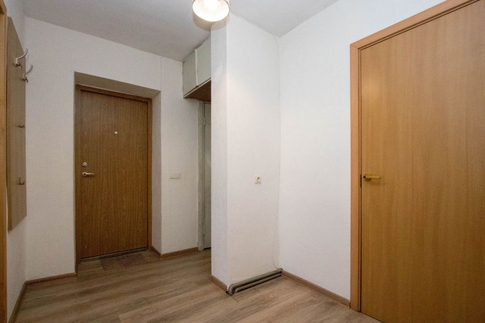 Parduodamas tvarkingas ir erdvus 2 kambarių butas Radvili&scaron;kio r., Kuti&scaron;kių k., Pu&scaron;ų g. 55