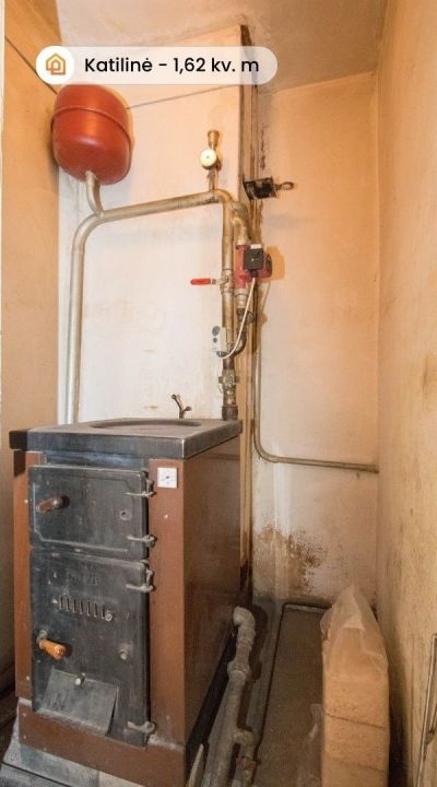 Parduodamas tvarkingas ir erdvus 2 kambarių butas Radvili&scaron;kio r., Kuti&scaron;kių k., Pu&scaron;ų g. 55