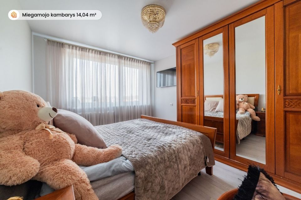 Parduodamas tvarkingas 2 kambarių butas Vilniaus g. 28, &Scaron;iauliuose, netoli Salduvės parko!