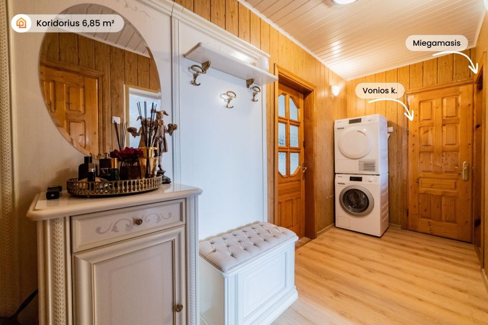 Parduodamas tvarkingas 2 kambarių butas Vilniaus g. 28, &Scaron;iauliuose, netoli Salduvės parko!