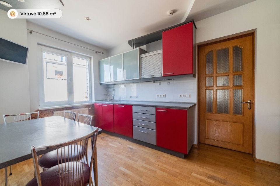 Parduodamas tvarkingas namas &Scaron;iauliuose, Žemkalnio g. 11