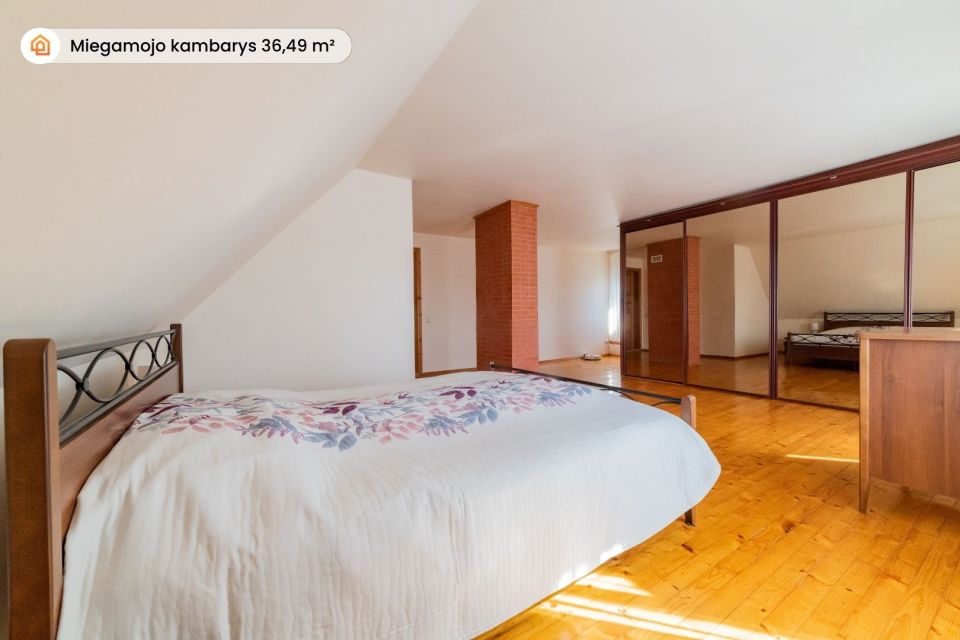 Parduodamas tvarkingas namas &Scaron;iauliuose, Žemkalnio g. 11