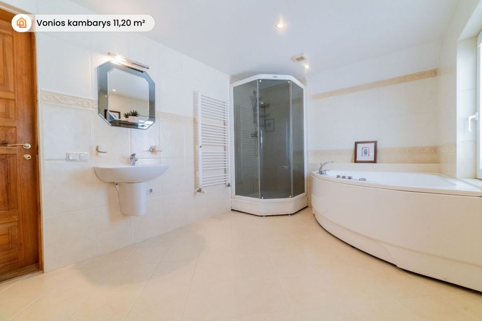 Parduodamas tvarkingas namas &Scaron;iauliuose, Žemkalnio g. 11