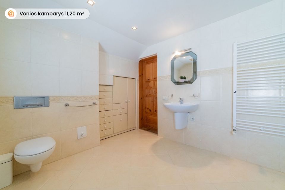 Parduodamas tvarkingas namas &Scaron;iauliuose, Žemkalnio g. 11