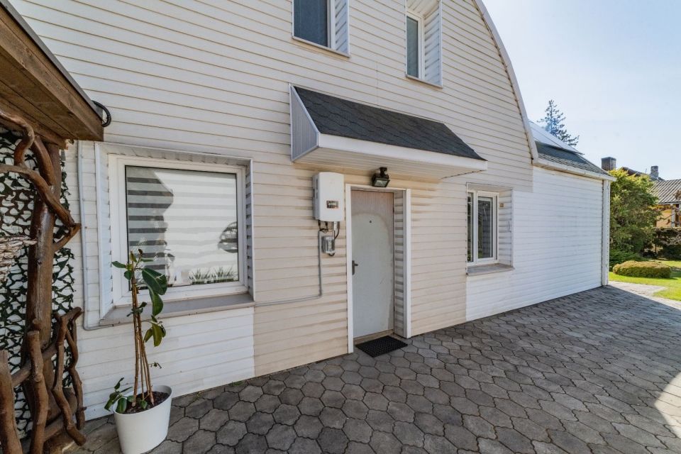 Parduodamas tvarkingas namas &Scaron;iauliuose, Žemkalnio g. 11