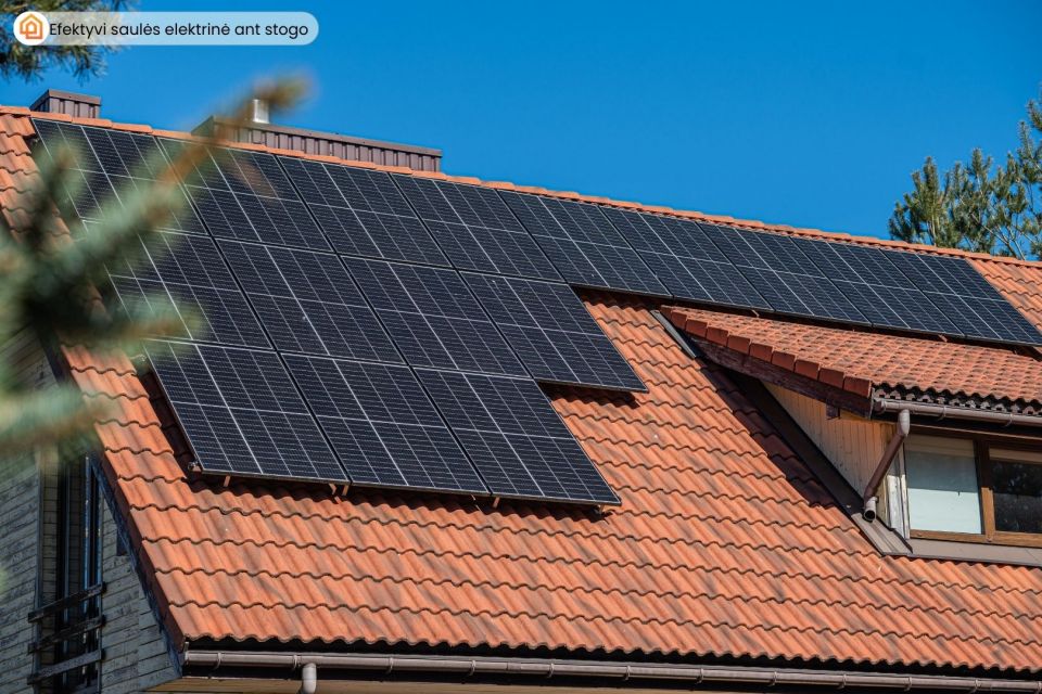 Parduodamas pilnai įrengtas 249,96 m&sup2; namas su mansarda Ketvergiuose, Mi&scaron;ko g.-16, Klaipėdos raj.  Namui priklauso erdvus 22,77 arų žemės sklypas