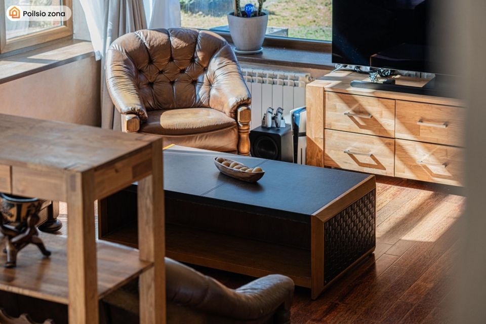 Parduodamas pilnai įrengtas 249,96 m&sup2; namas su mansarda Ketvergiuose, Mi&scaron;ko g.-16, Klaipėdos raj.  Namui priklauso erdvus 22,77 arų žemės sklypas