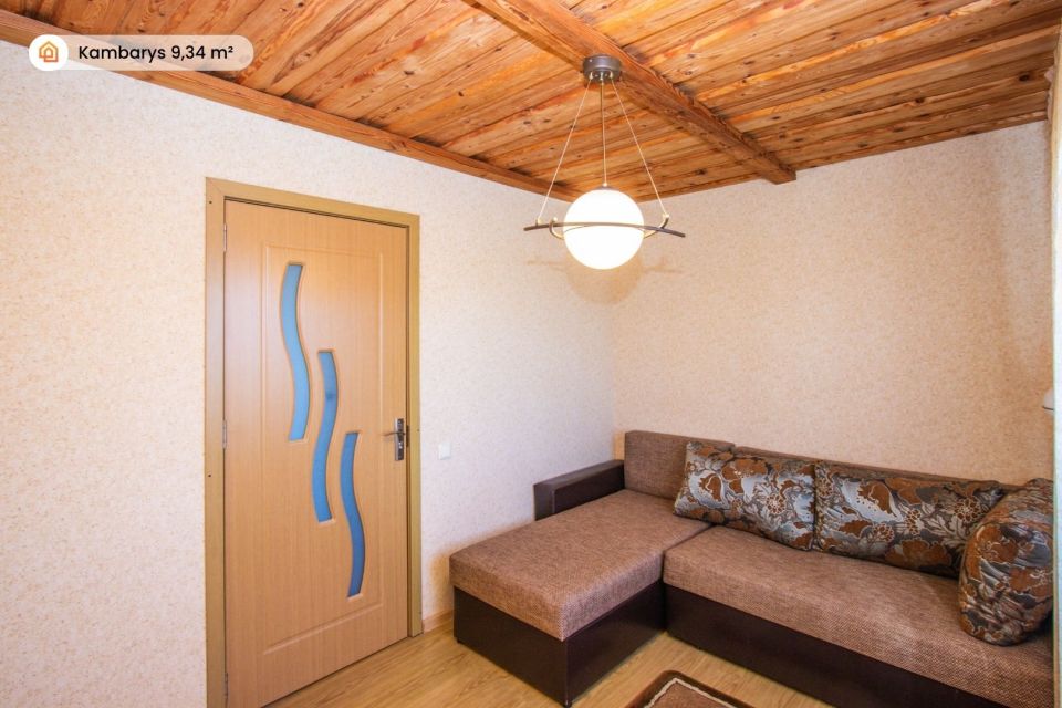 Parduodamas vieno auk&scaron;to su mansarda 180 m&sup2; mūrinis gyvenamasis namas Salantuose, Liepų g.