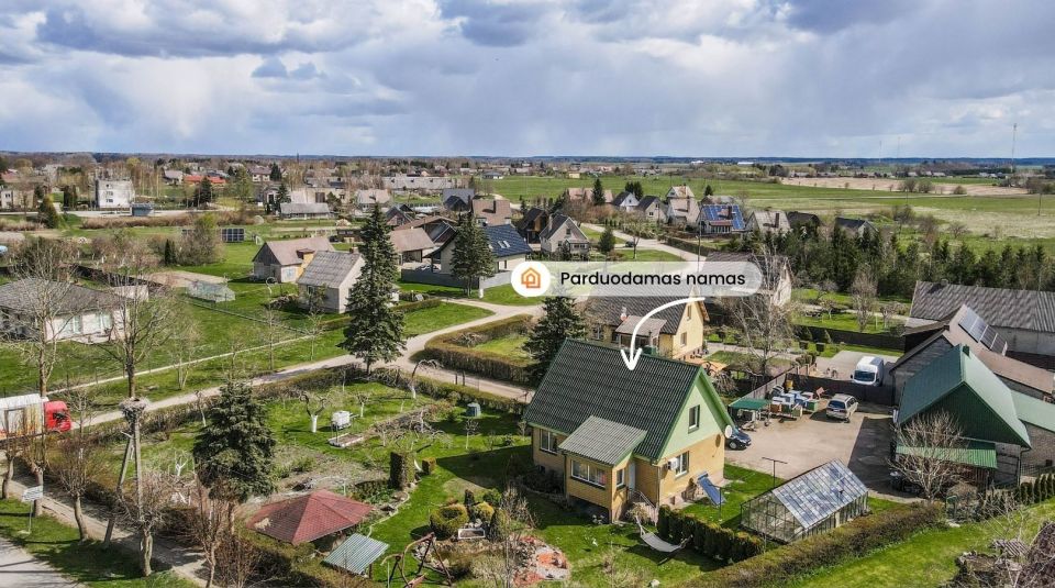 Parduodamas vieno auk&scaron;to su mansarda 180 m&sup2; mūrinis gyvenamasis namas Salantuose, Liepų g.