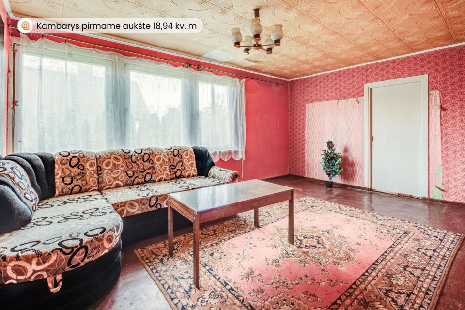 Parduodamas vieno aukšto su mansarda namas su 16,88 arų žemės sklypu Gėlės g., Naisių k., Šiaulių r.