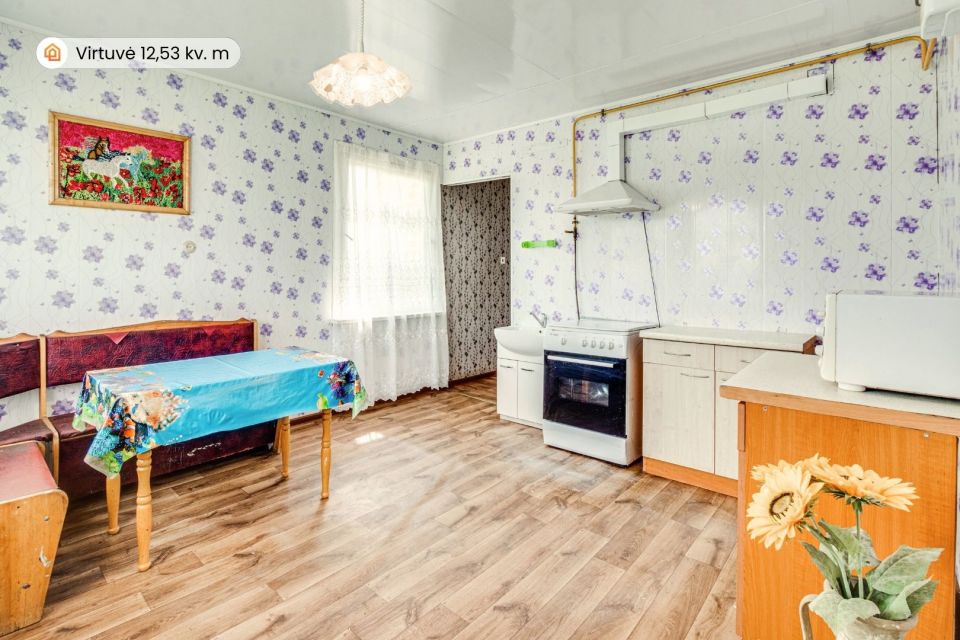 Parduodamas vieno aukšto su mansarda namas su 16,88 arų žemės sklypu Gėlės g., Naisių k., Šiaulių r.