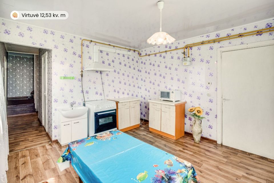 Parduodamas vieno aukšto su mansarda namas su 16,88 arų žemės sklypu Gėlės g., Naisių k., Šiaulių r.
