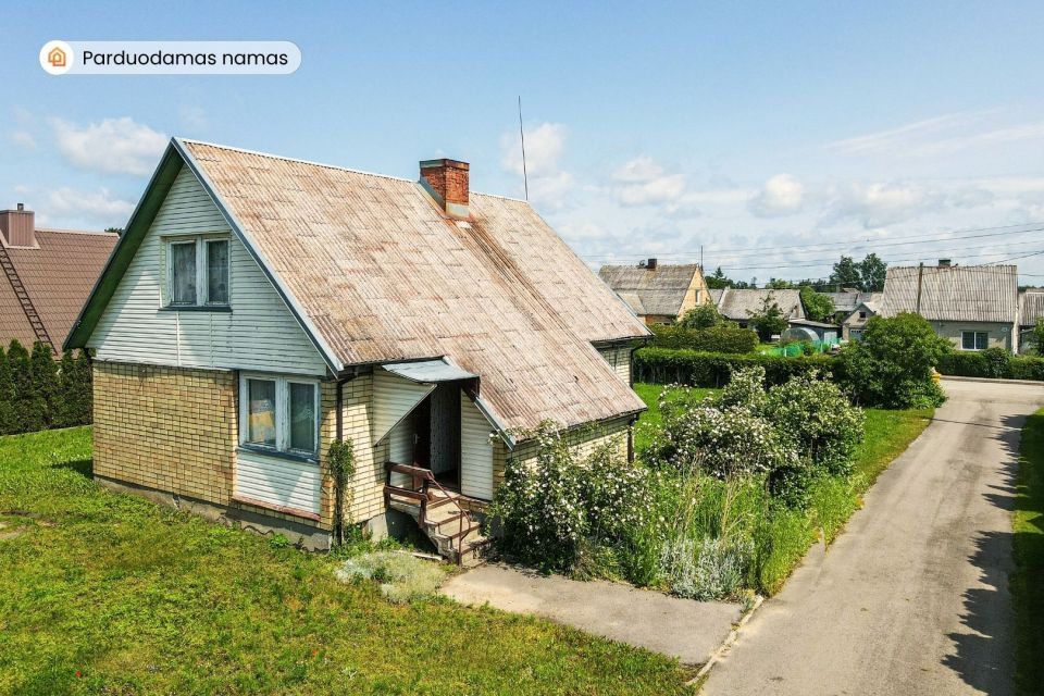 Parduodamas vieno aukšto su mansarda namas su 16,88 arų žemės sklypu Gėlės g., Naisių k., Šiaulių r.