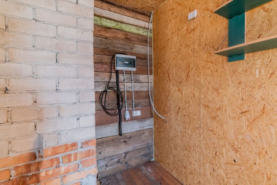 Parduodamas žemės sklypas su namuku Kretingos r., Daubėnų k., Mi&scaron;ko g. 76, &scaron;alia mi&scaron;ko, ramioje vietoje!