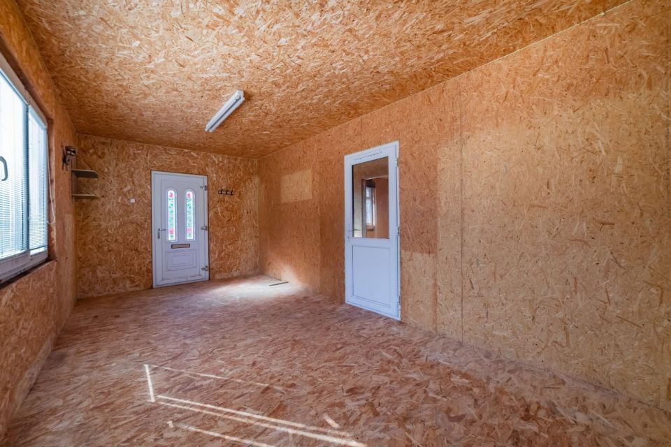 Parduodamas žemės sklypas su namuku Kretingos r., Daubėnų k., Mi&scaron;ko g. 76, &scaron;alia mi&scaron;ko, ramioje vietoje!