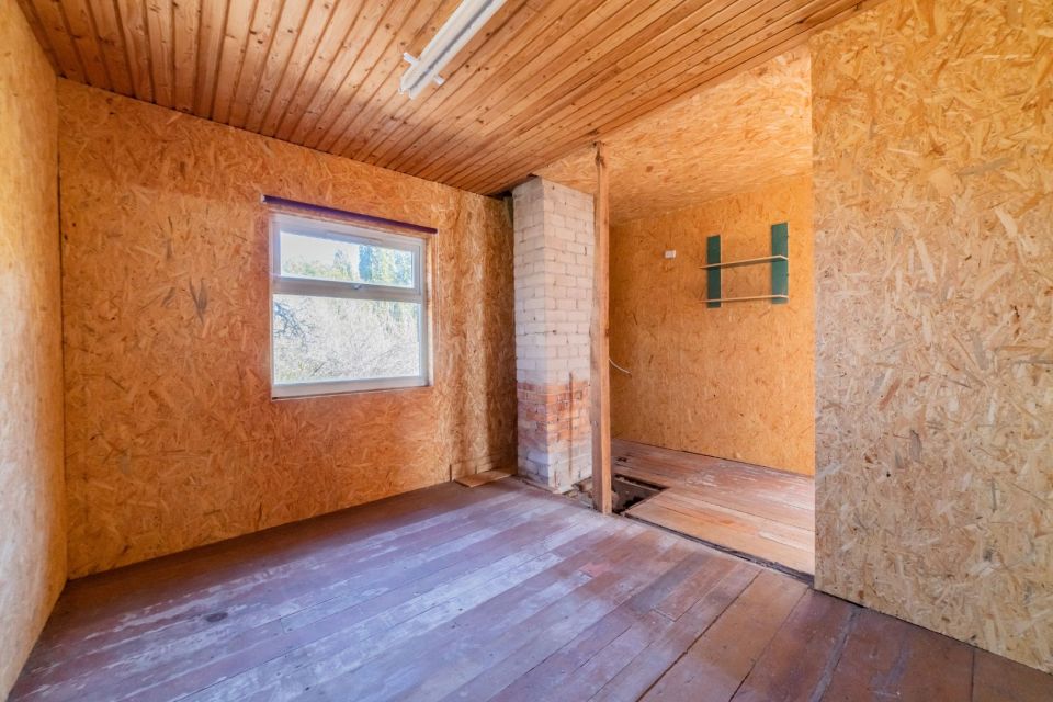 Parduodamas žemės sklypas su namuku Kretingos r., Daubėnų k., Mi&scaron;ko g. 76, &scaron;alia mi&scaron;ko, ramioje vietoje!