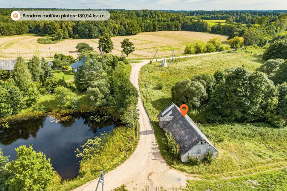 Parduodami 3,34 ha bendro ploto sklypai su vandens malūnu Kuodžių k., Tel&scaron;ių r.