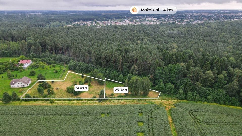 Parduodami 77,40 arų namų valdos sklypai Urvikiuose, Mažeikių rajone šalia miško